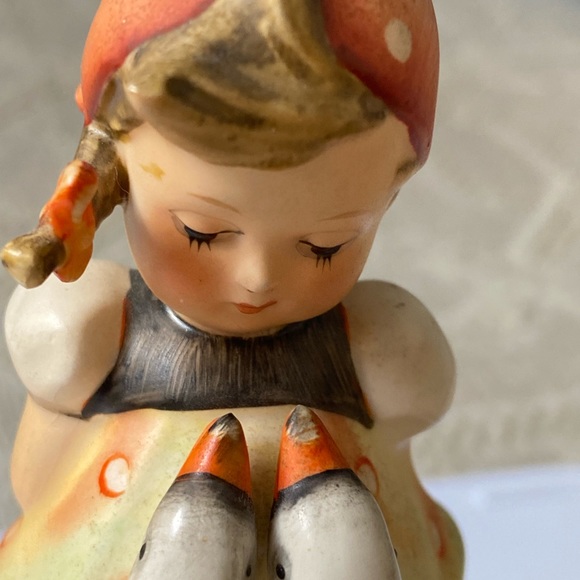 Hummel Goebel Vintage Figurine #47 “Goose Girl” - Picture 8 of 16